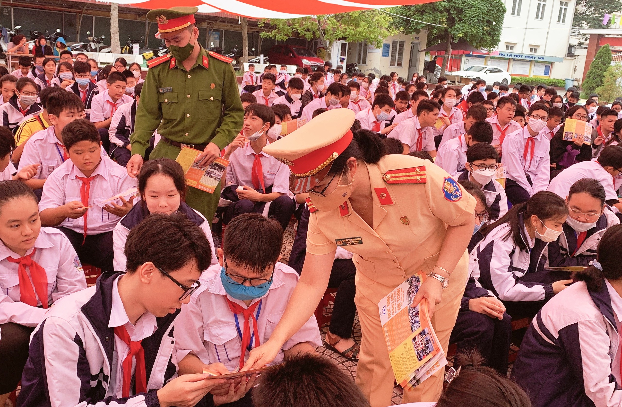 Tuyên truyền về trật tự an toàn giao thông tới trên 3.900 lượt giáo viên và học sinh